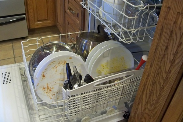 راهنمای نحوه چیدن ظروف در ماشین ظرفشویی