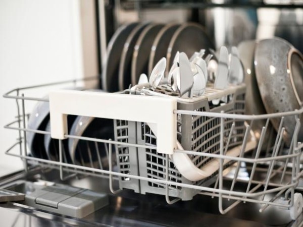 خشک شدن بهتر ظروف در ماشین ظرفشویی با چند راهکار